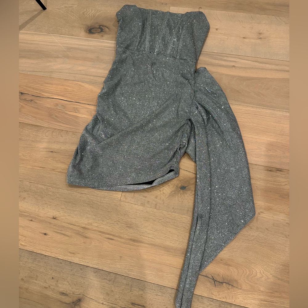 Never worn - Glitter Silver Strapless Dress